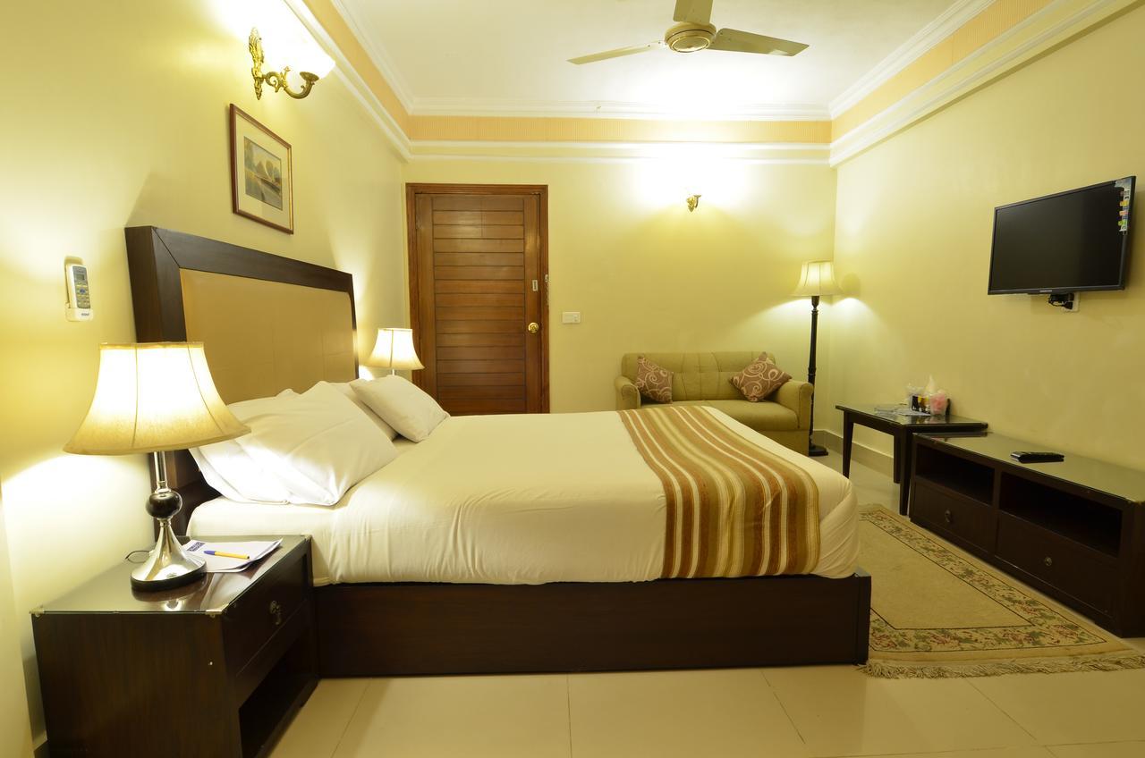 Pak Continental Hotel Bahawalpur Zewnętrze zdjęcie