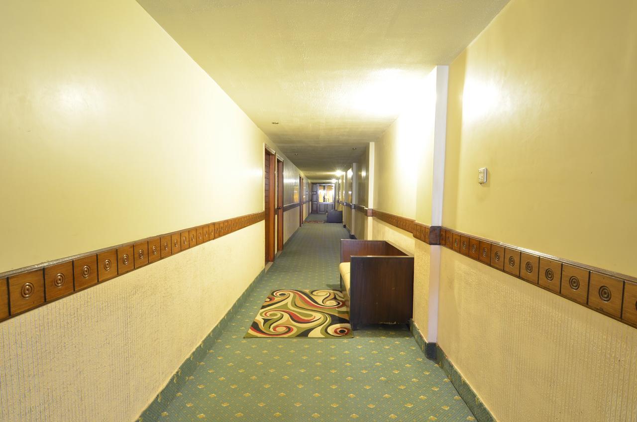 Pak Continental Hotel Bahawalpur Zewnętrze zdjęcie